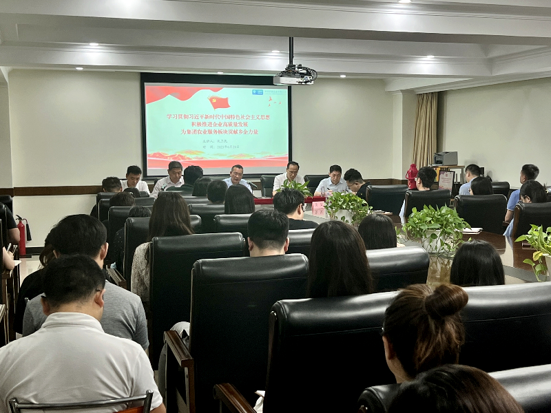 伏卫民党课现场.jpg